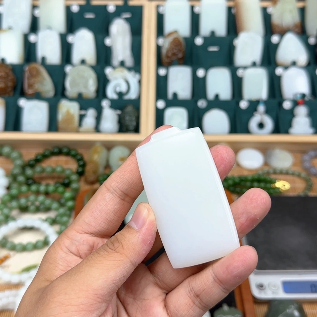 和田玉挂件未镶嵌