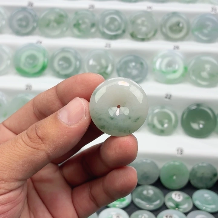 翡翠未镶嵌颈饰缅甸天然A货翡翠30-7.2