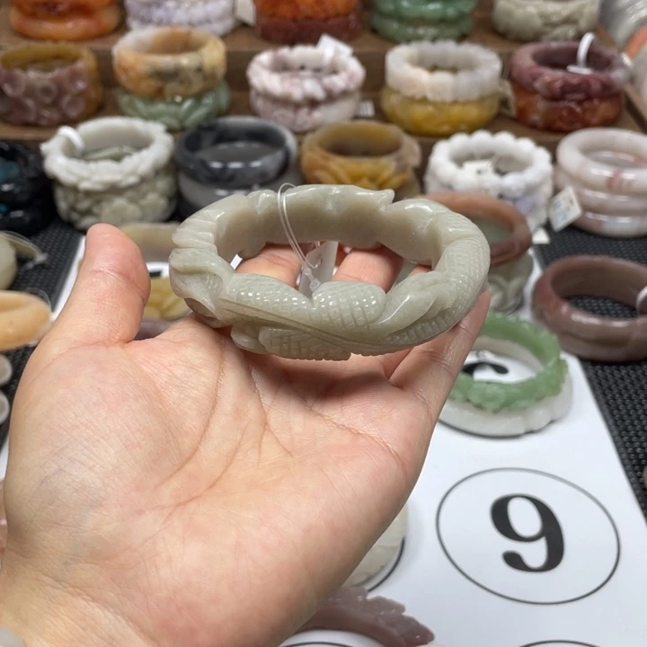 ️***️石英岩玉手镯未镶嵌