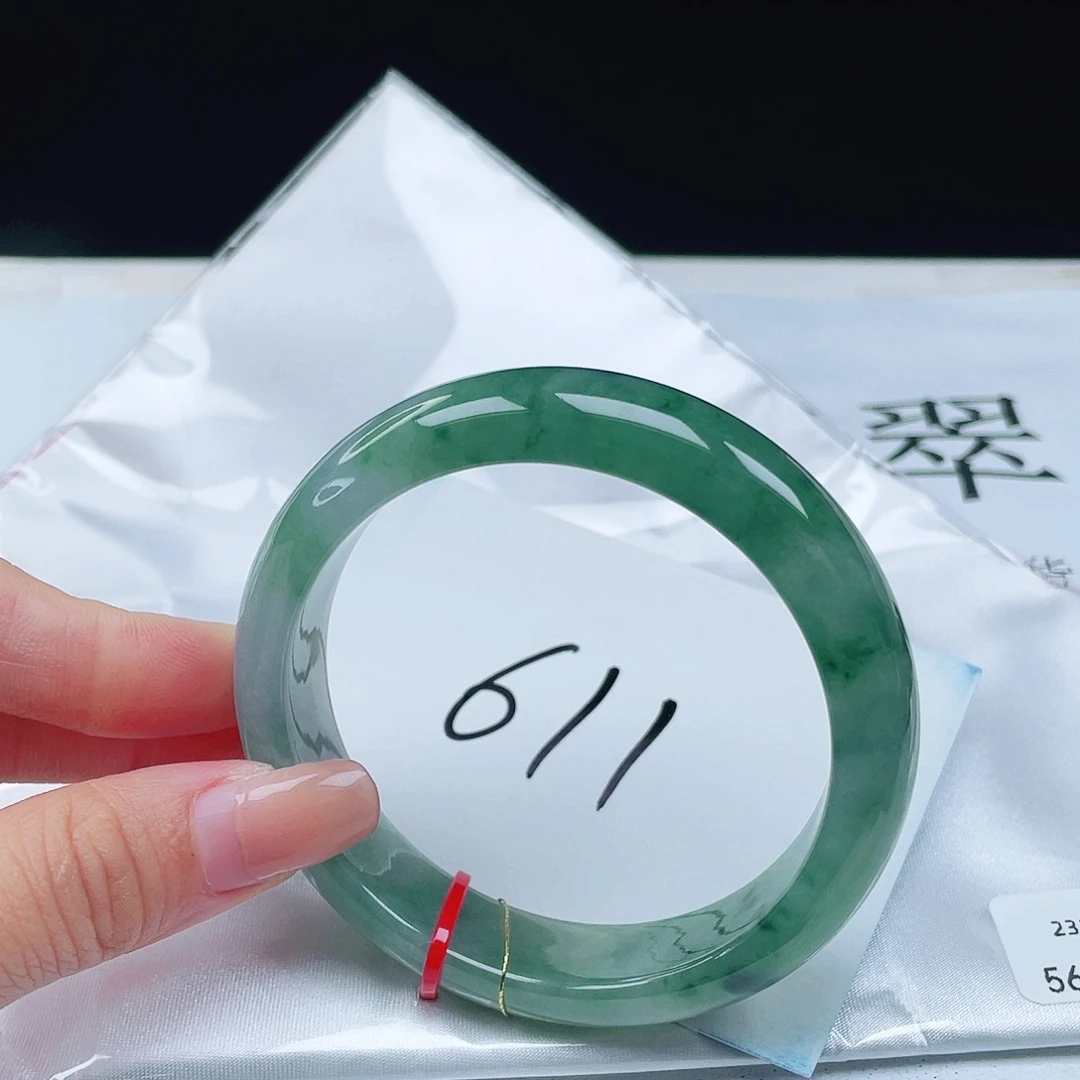 翡翠未镶嵌手镯56+正圈