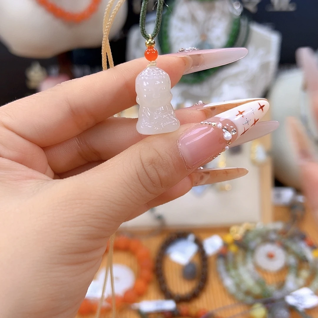 和田玉未镶嵌颈饰sj