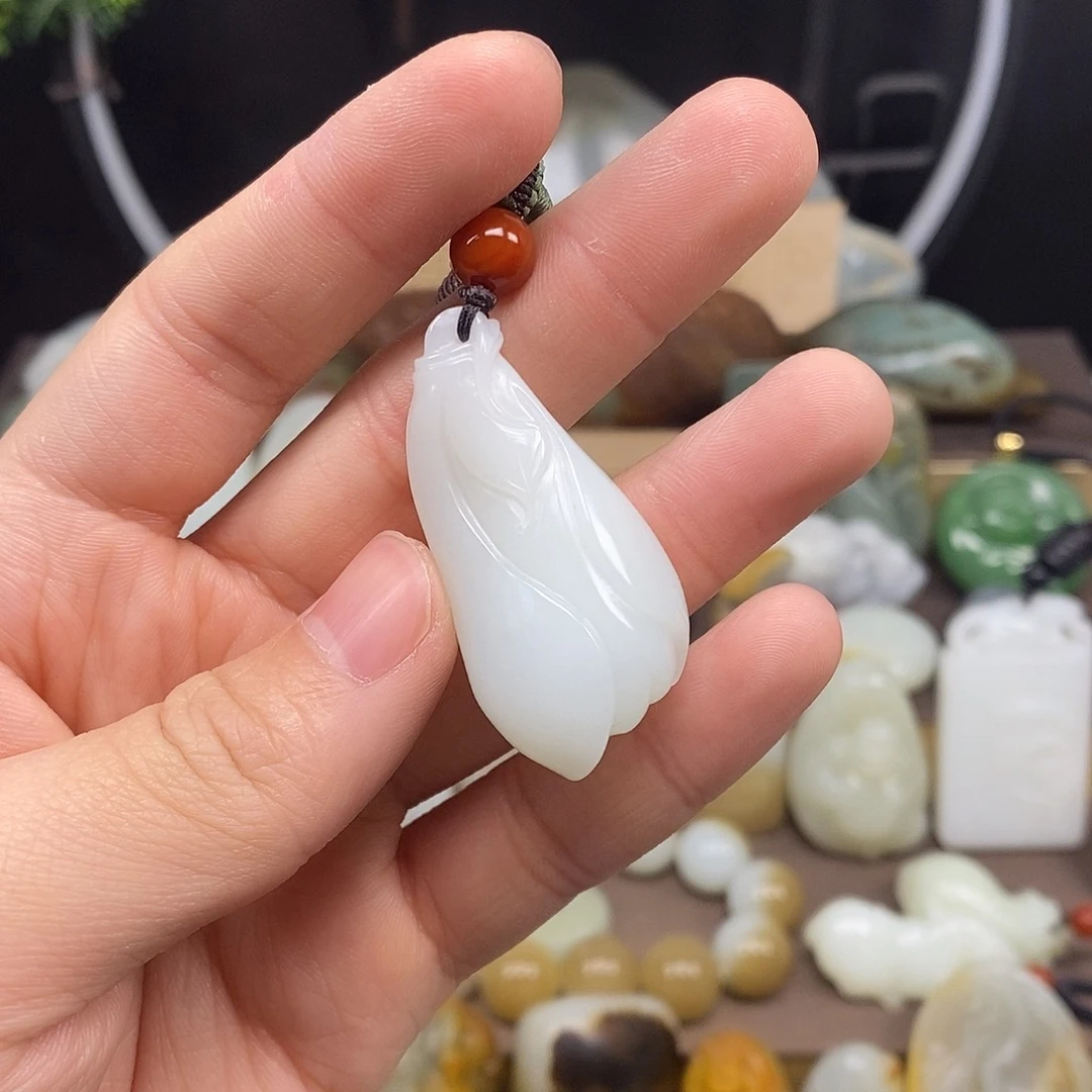 和田玉颈饰未镶嵌24