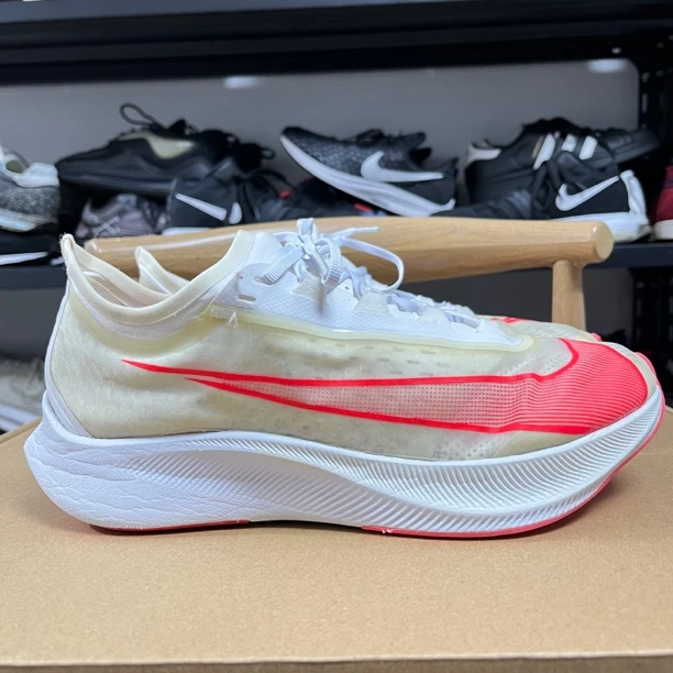 43码 Nike Zoom Fly 3 防滑耐磨 专业竞速 碳板 马拉松 跑鞋 二手