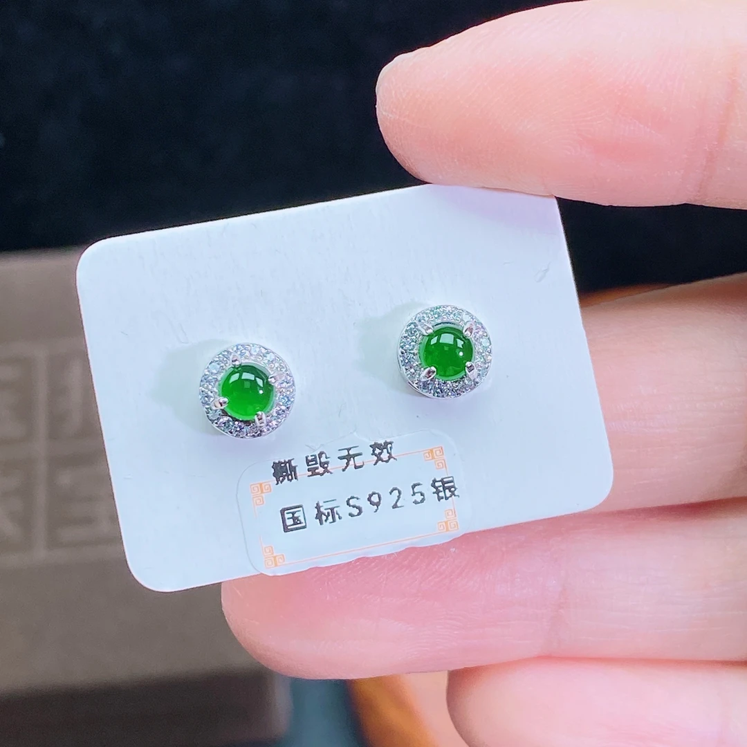 天然翡翠A货温柔百搭设计款耳钉通体S925银镶嵌