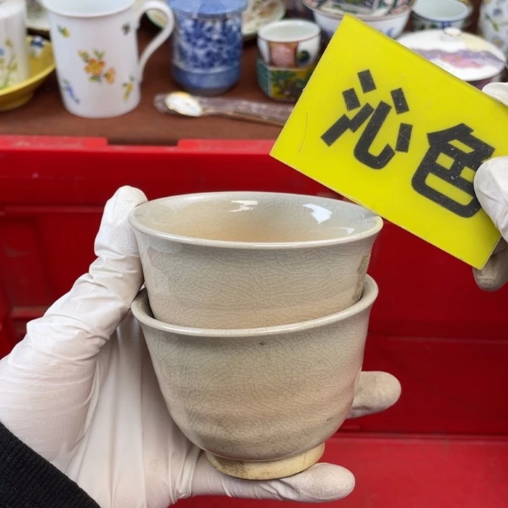 他家瓷器真美…开播的