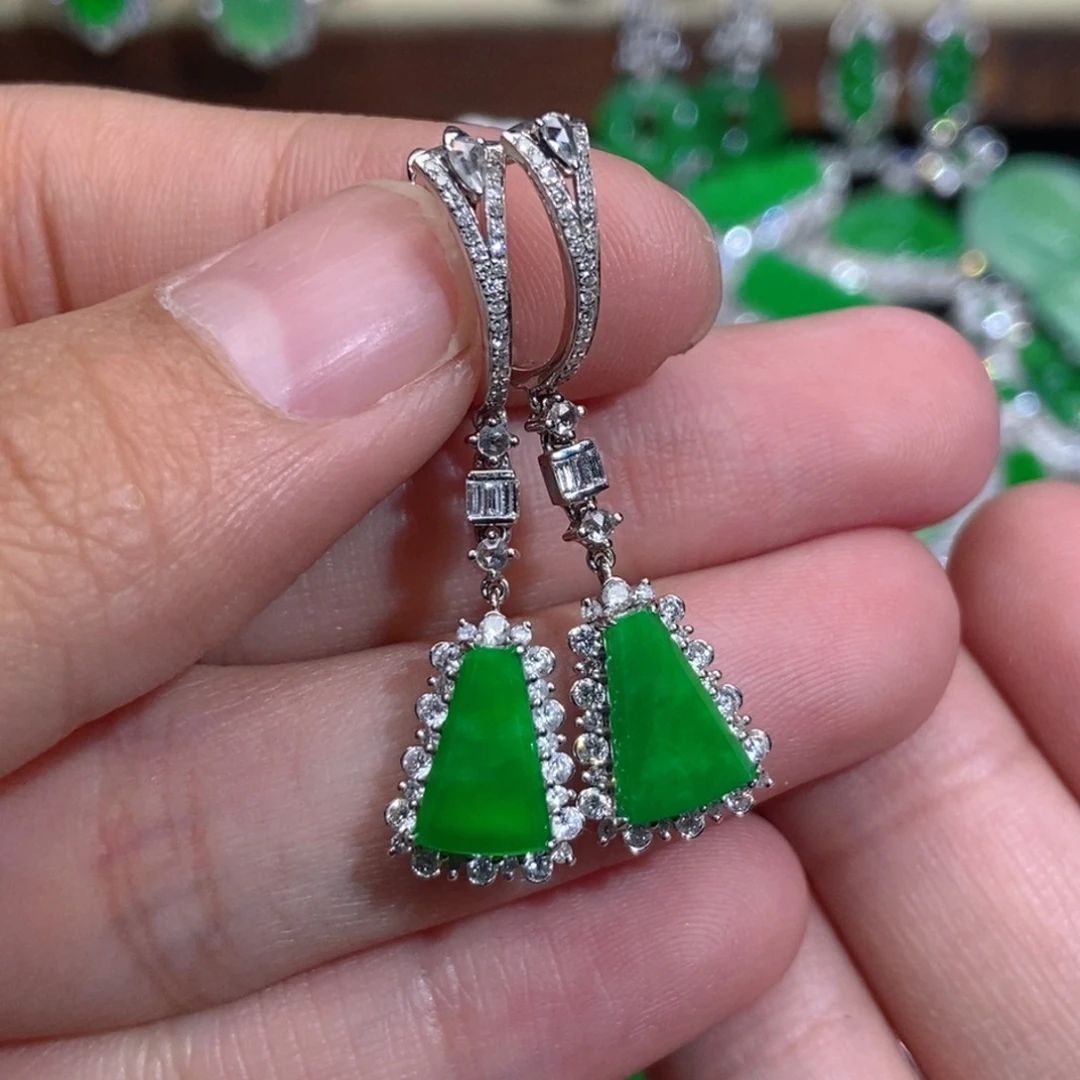 翡翠18K金镶嵌耳饰天然缅甸A货翡翠