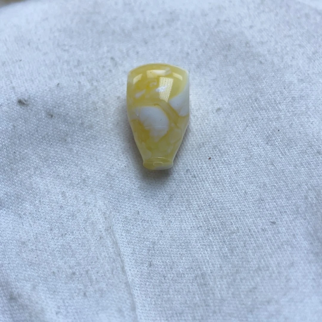 蜜蜡裸石未镶嵌凌*蜜蜡三通