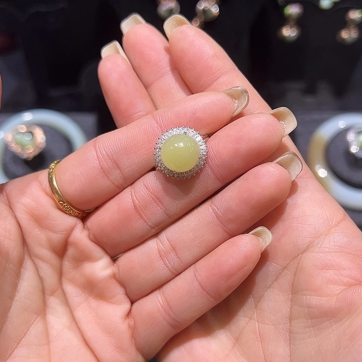 小***欣和田玉银S925镶嵌戒指