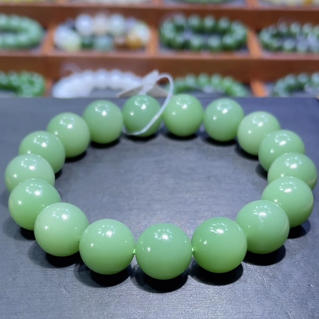 收藏级！无结构！和田玉俄料碧玉鸭蛋青粉绿手串12mm