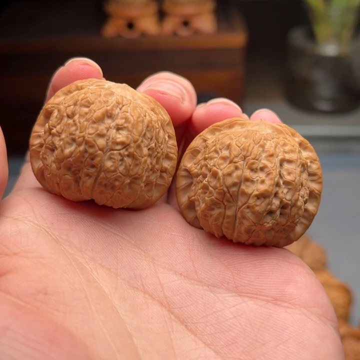 文玩核桃把件F**零血麒麟 36