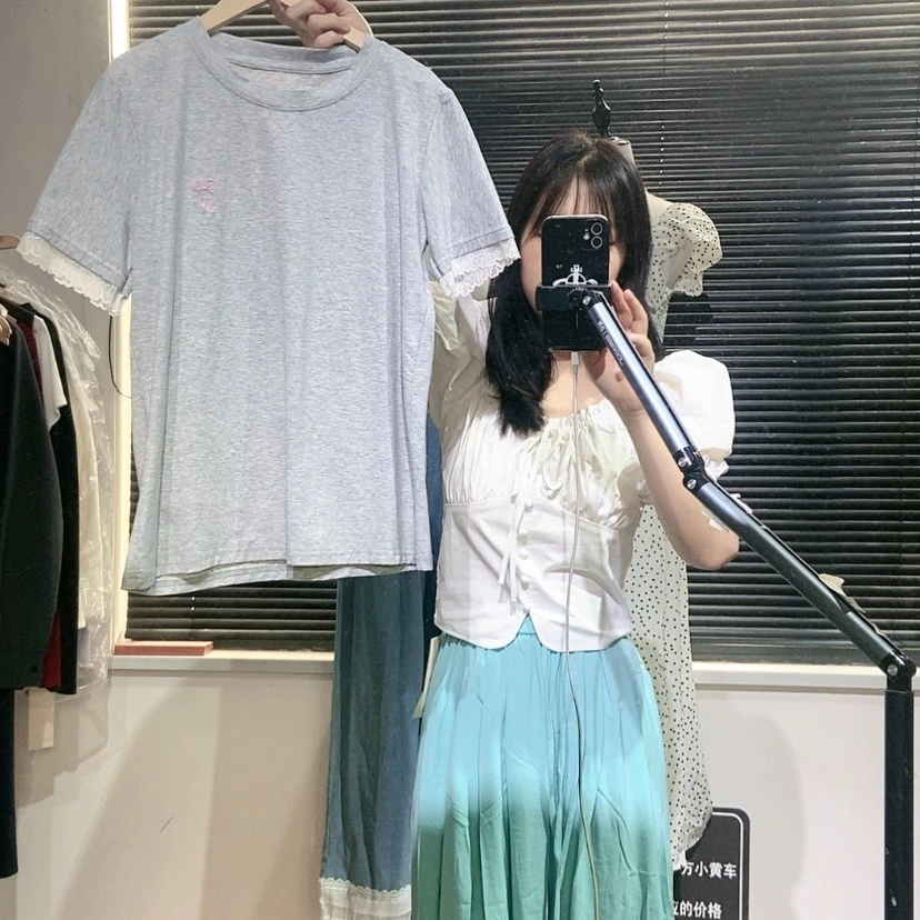 【闪购商品】灰色短袖