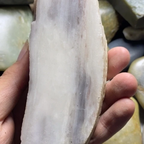 未镶嵌和田玉（糖玉）挂件