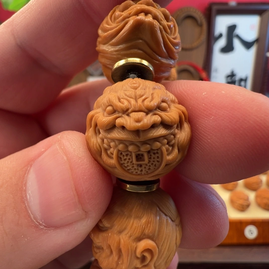 *****核桃吊坠1.84咬币恶僧单颗