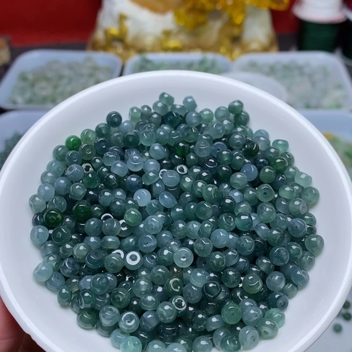 翡翠未镶嵌手链卡3乘5冰蓝水算盘60个