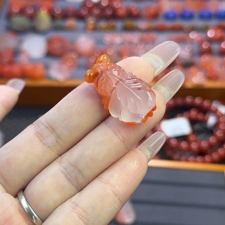 南红玛瑙未镶嵌珠宝半成品金鱼