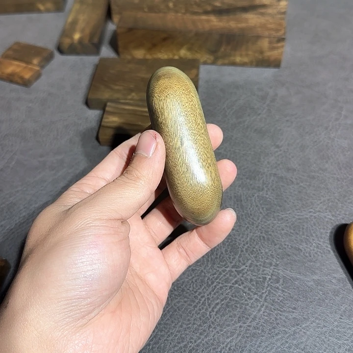 汪***海阴沉木直播间一物一拍截图