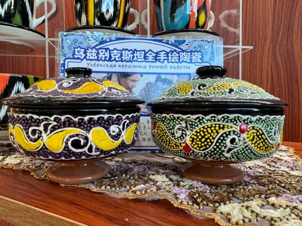 乌兹别克斯坦陶瓷碗手工绘画沙拉碗 干果碗