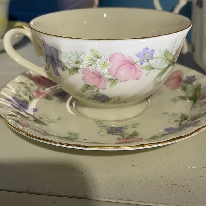 瓷片娜**～哈哈哈我也是很喜欢这个