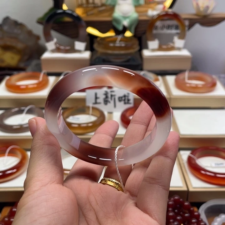 玛瑙/玉髓未镶嵌手镯