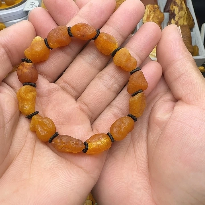 琥珀未镶嵌裸石天然蜜蜡手串