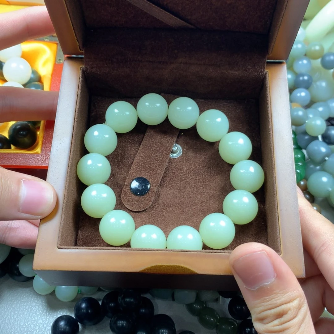 手链未镶嵌和田玉