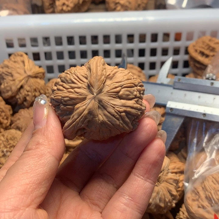 嗷***哦把件文玩核桃核桃