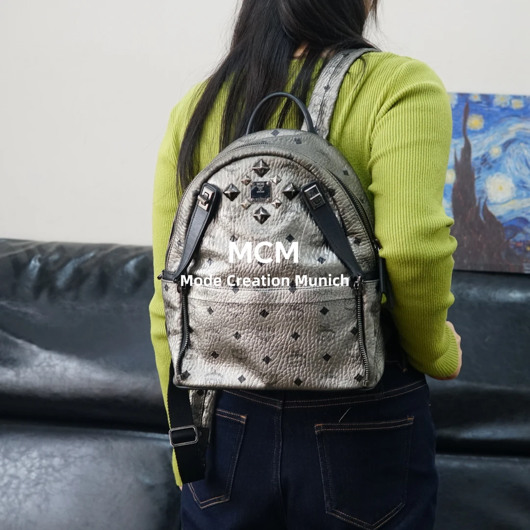 95新 MCM 银黑色双肩包/HD01510046/0046