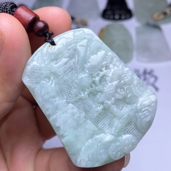 翡翠未镶嵌颈饰翡翠