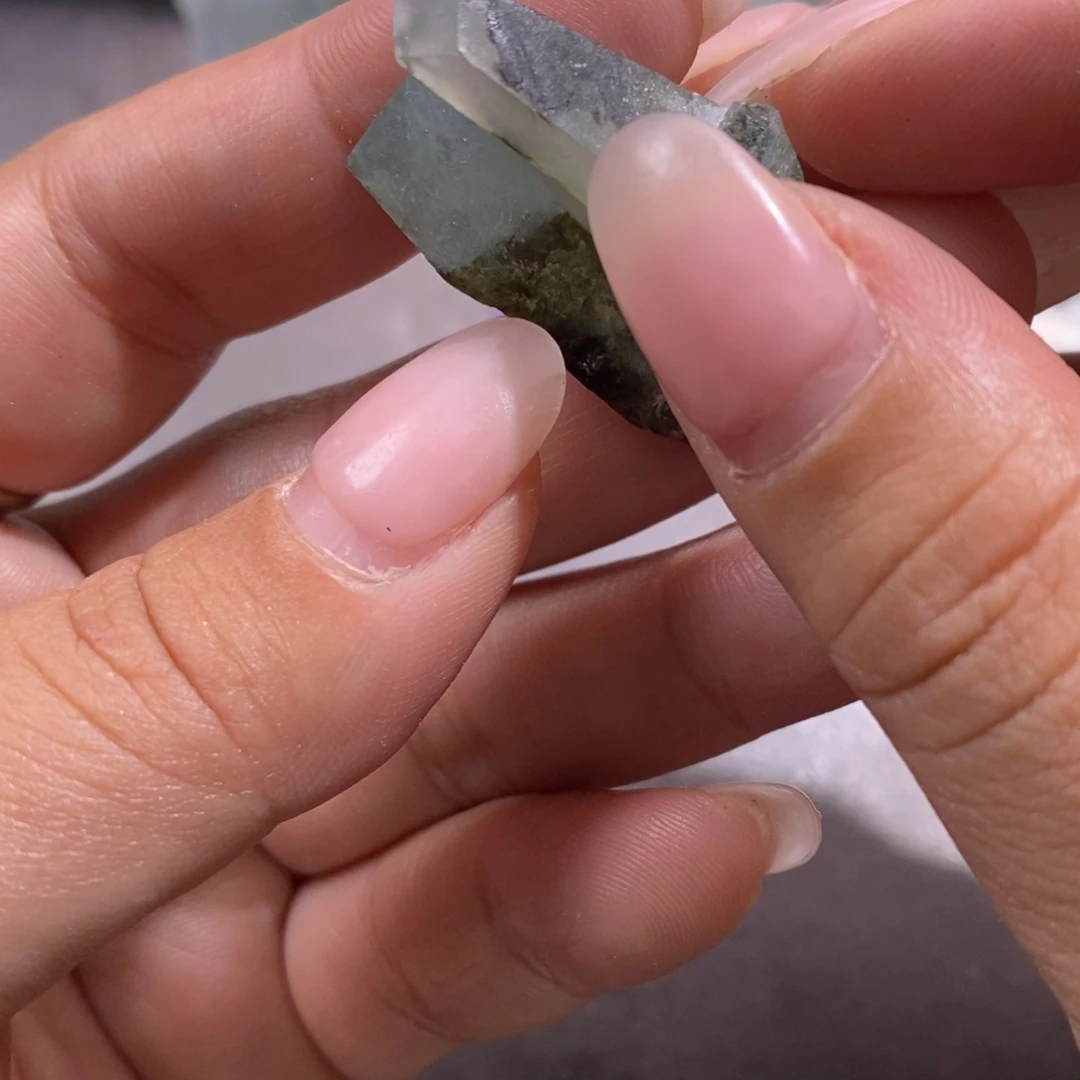 翡翠挂件未镶嵌s***?