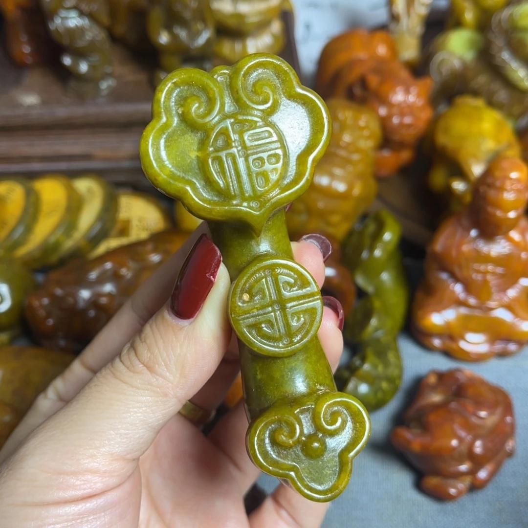 蛇纹石玉合金颈饰