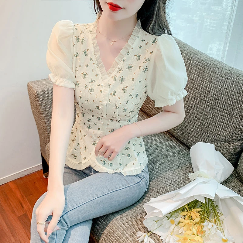 碎花衬衫短袖女夏季新款别致甜美漂亮小衫法式收腰短款上衣