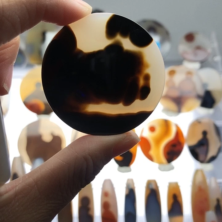 玛瑙/玉髓未镶嵌珠宝半成品65