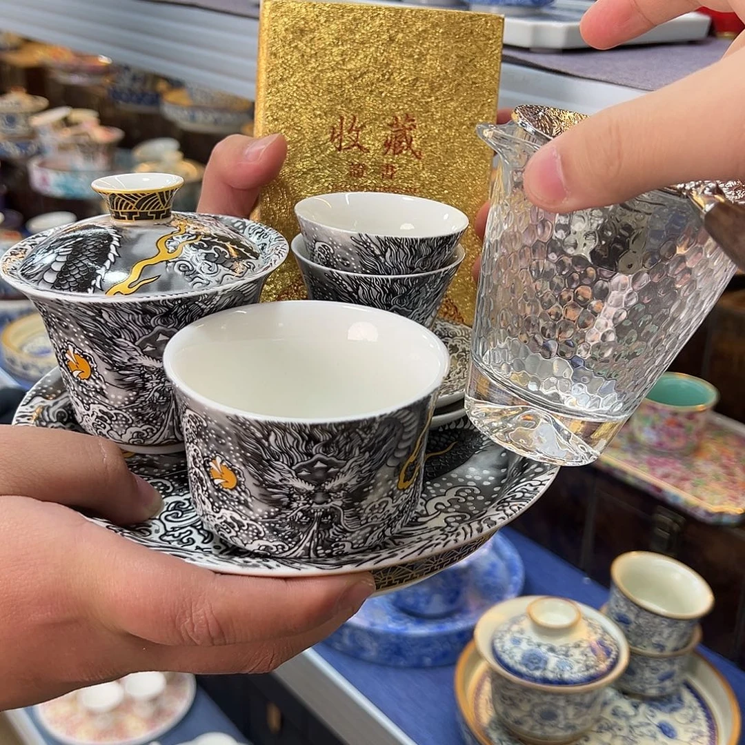 我们的目标是成为一个优秀的人