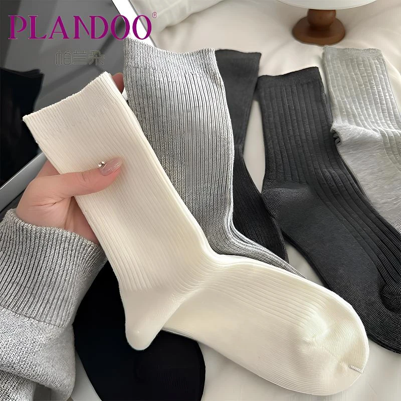 灰色袜子女中筒袜春秋季纯棉袜子潮韩版黑白色秋冬款长筒堆堆棉袜