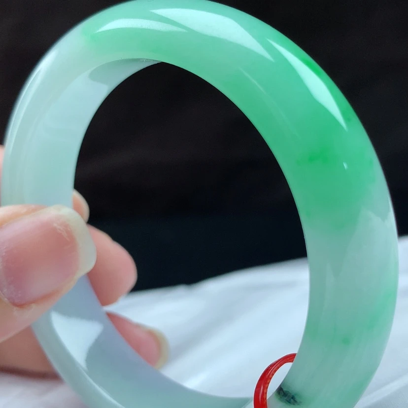 【闪购商品】翡翠手镯未镶嵌96799，