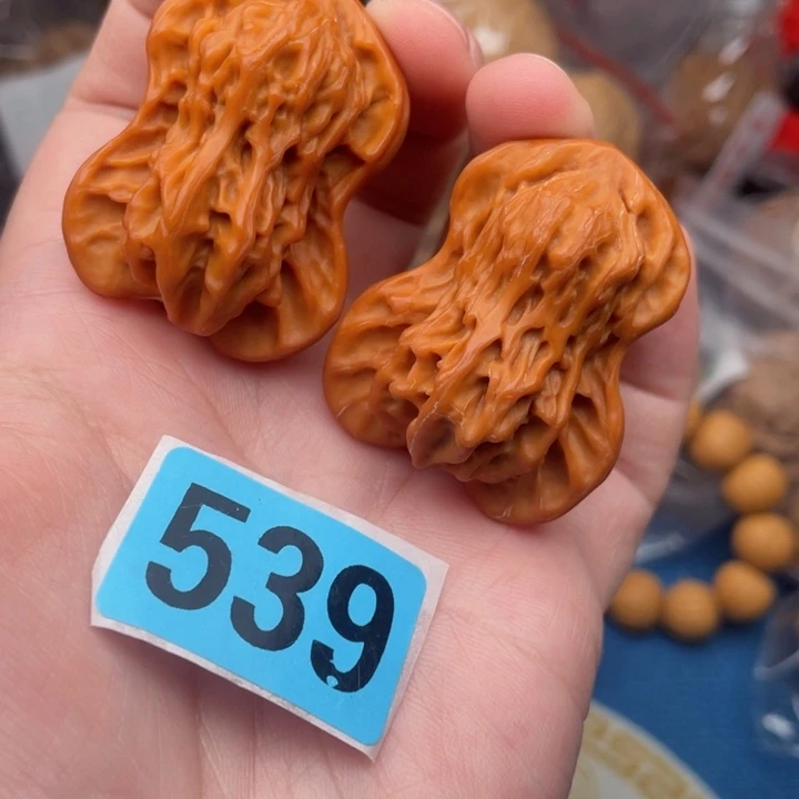 文玩核桃吊坠核桃