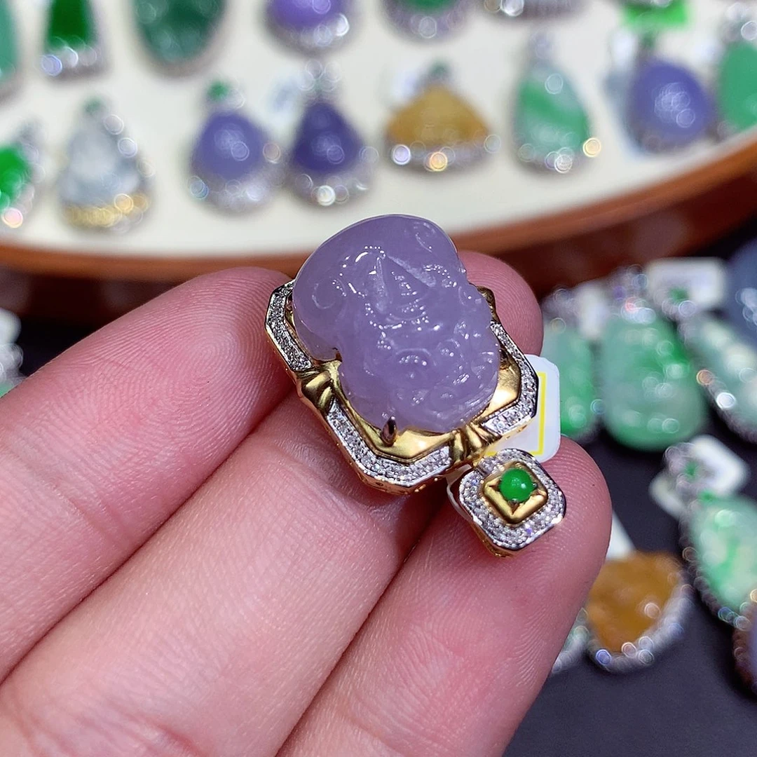 翡翠吊坠(不含链)18K金镶嵌