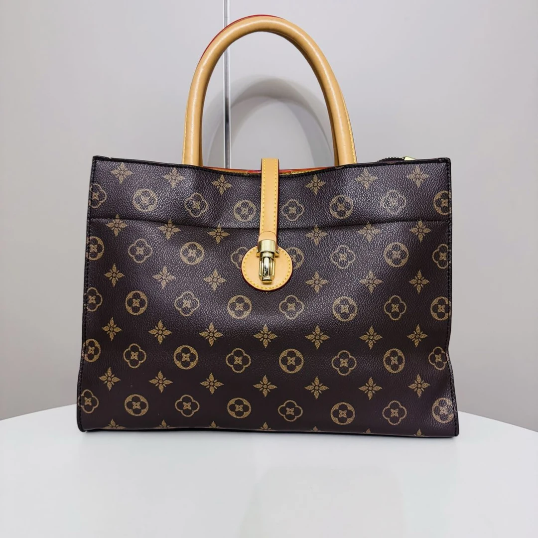 新疆包邮2025 新款 高级感潮流时尚大容量洋气单肩斜跨手提包