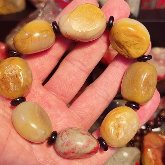 昌化石印石鸡血田黄手串男款