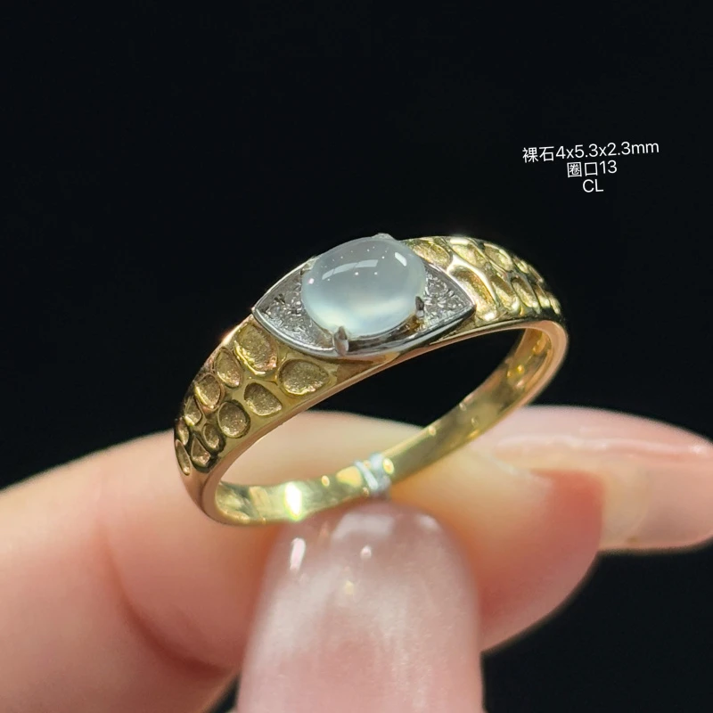 18K金镶嵌缅甸天然翡翠A货白冰蛋面设计款戒指CL（下单咨询客服）