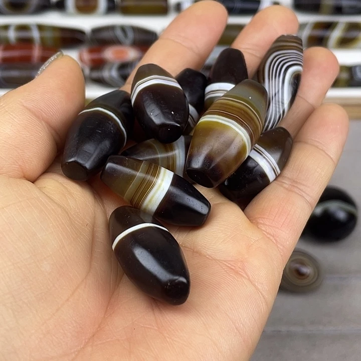 一***5玛瑙/玉髓散珠缠丝玛瑙