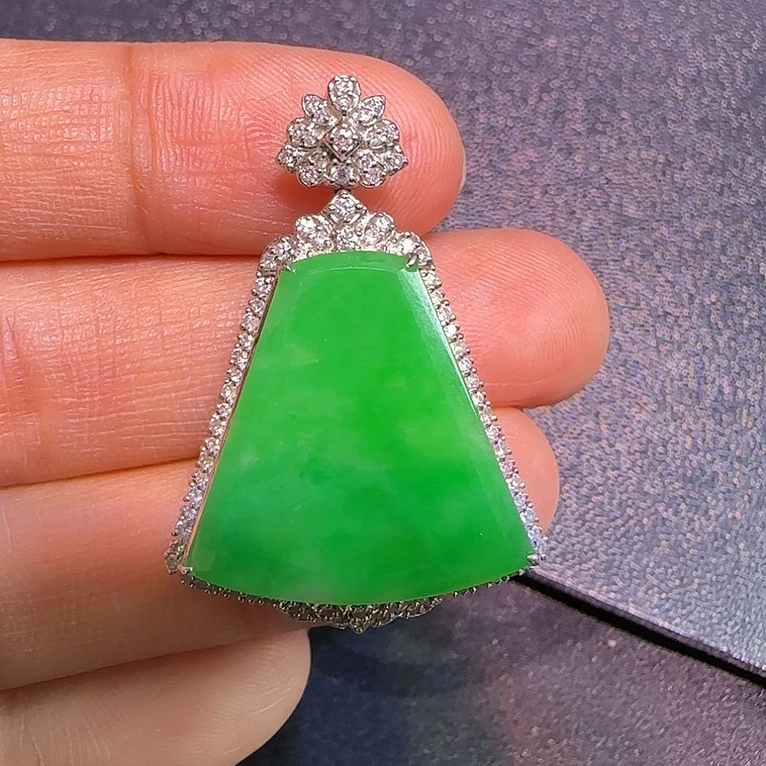 翡翠18K金镶嵌吊坠(不含链)