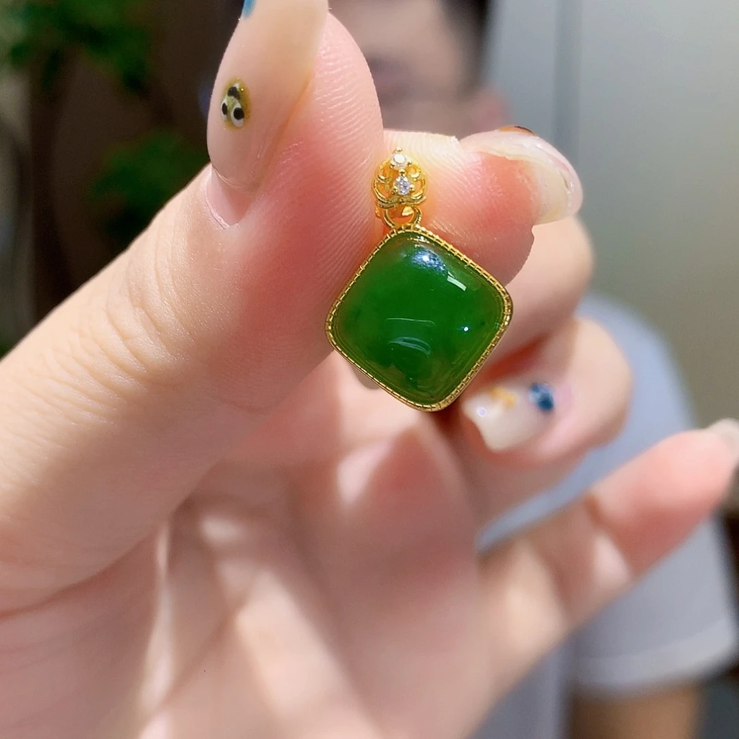 和田玉（碧玉）银S925镀金镶嵌颈饰