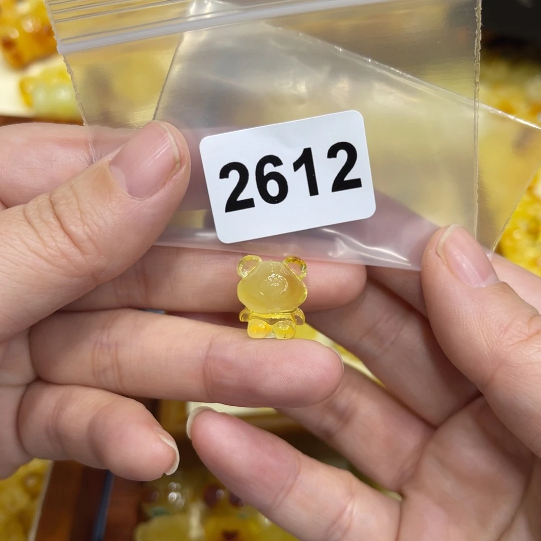 琥珀珠宝奇石未镶嵌