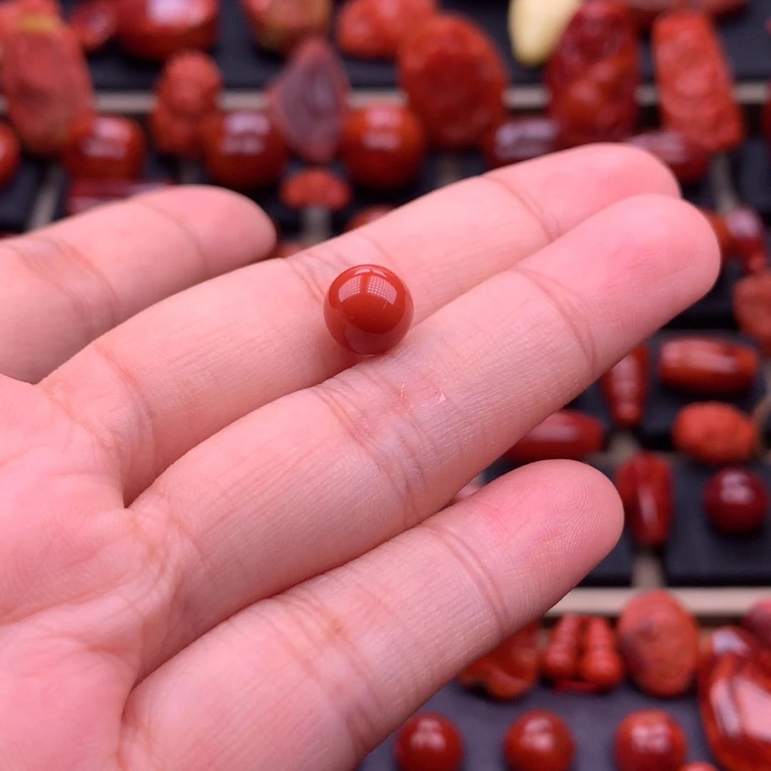 南红玛瑙未镶嵌原矿圆珠8mm