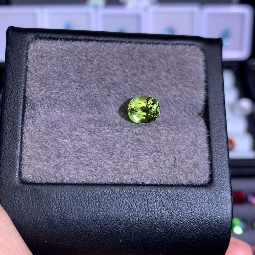 碧玺未镶嵌珠宝奇石1.97ct
