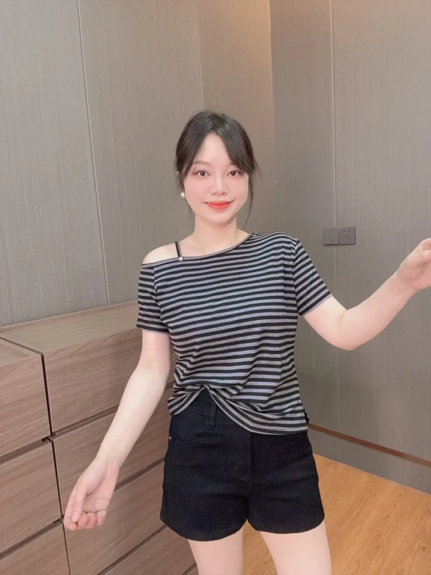 御妍婷露肩吊带短袖显瘦正肩t恤女百搭弹力新款上衣9913