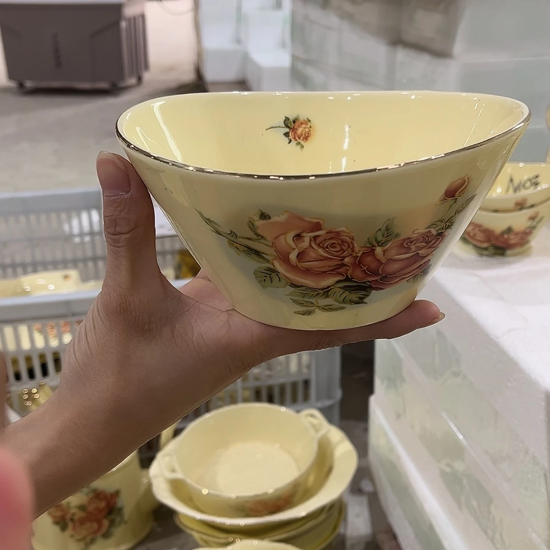 星博陶瓷有限公司2个