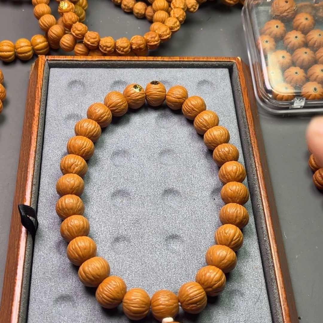 猴头核桃吊坠土豪