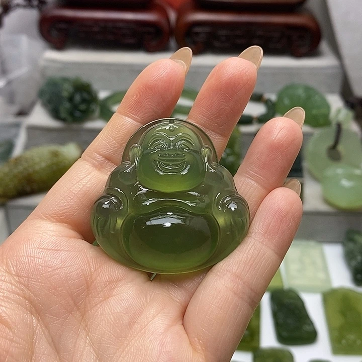 蛇纹石玉未镶嵌挂件忠**剧